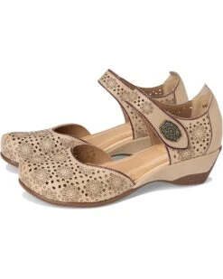 L'Artiste by Spring Step Americana | Clogs